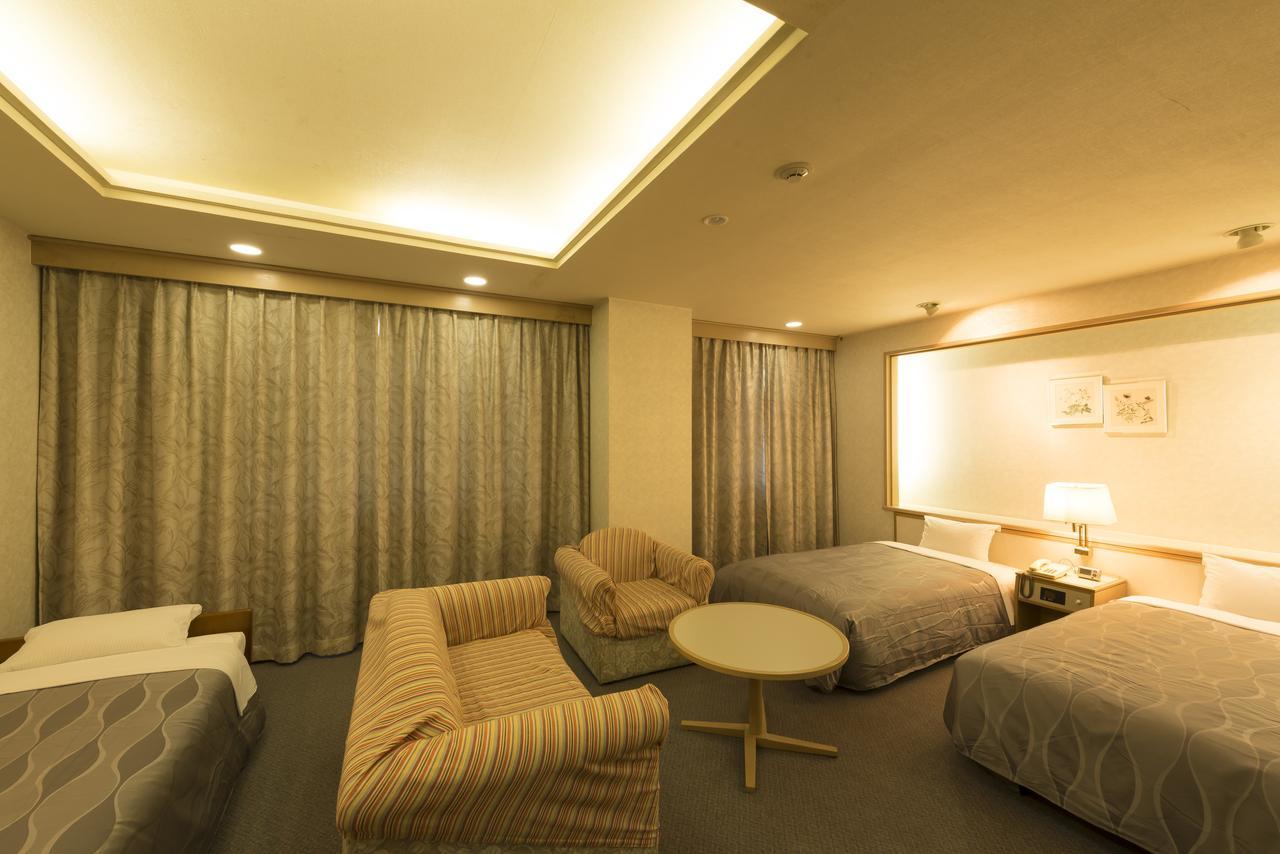Sky Hotel Namerikawa מראה חיצוני תמונה